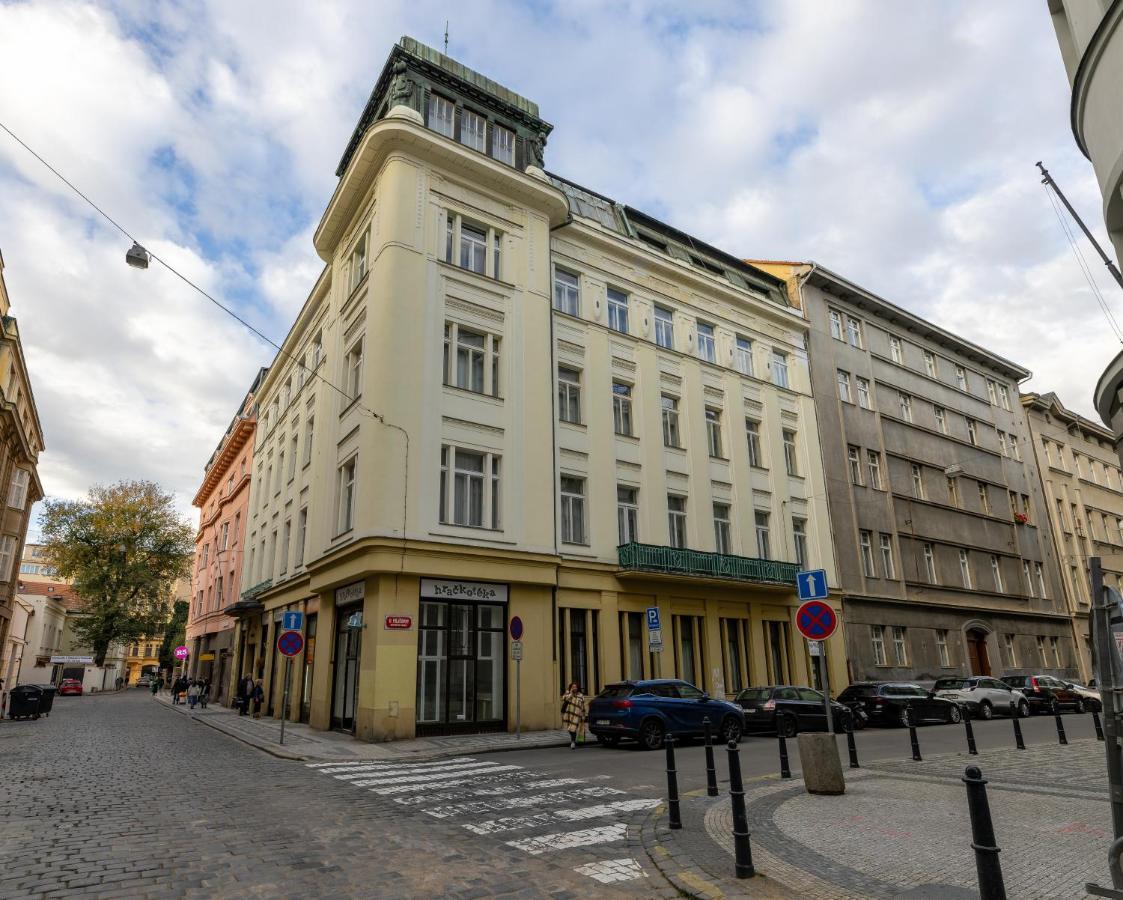 Charming 1 Bedroom Apartment In The City Center Of Praha Exteriér fotografie